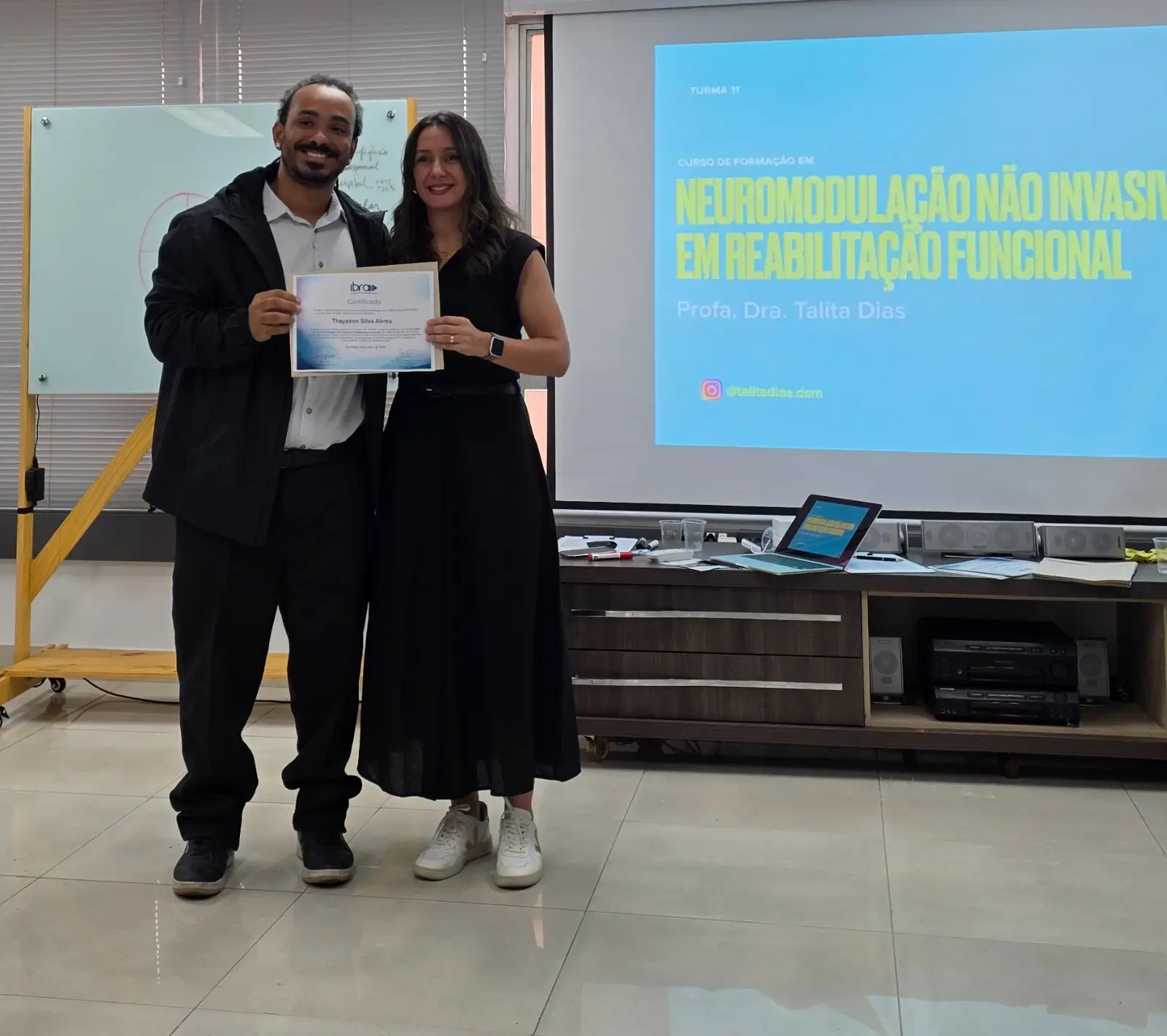 Curso Neuromodulação Invasiva – Instituto Saens 10